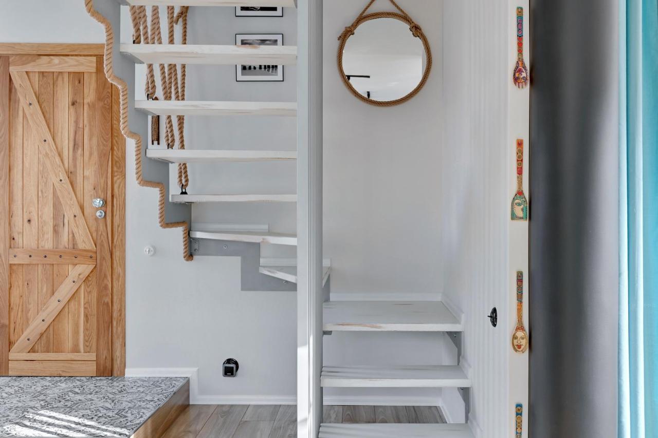 & Park Penthouse By Downtown Apartment
