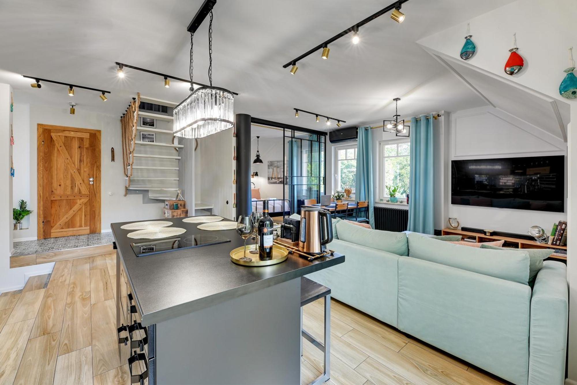 & Park Penthouse By Downtown Apartment *